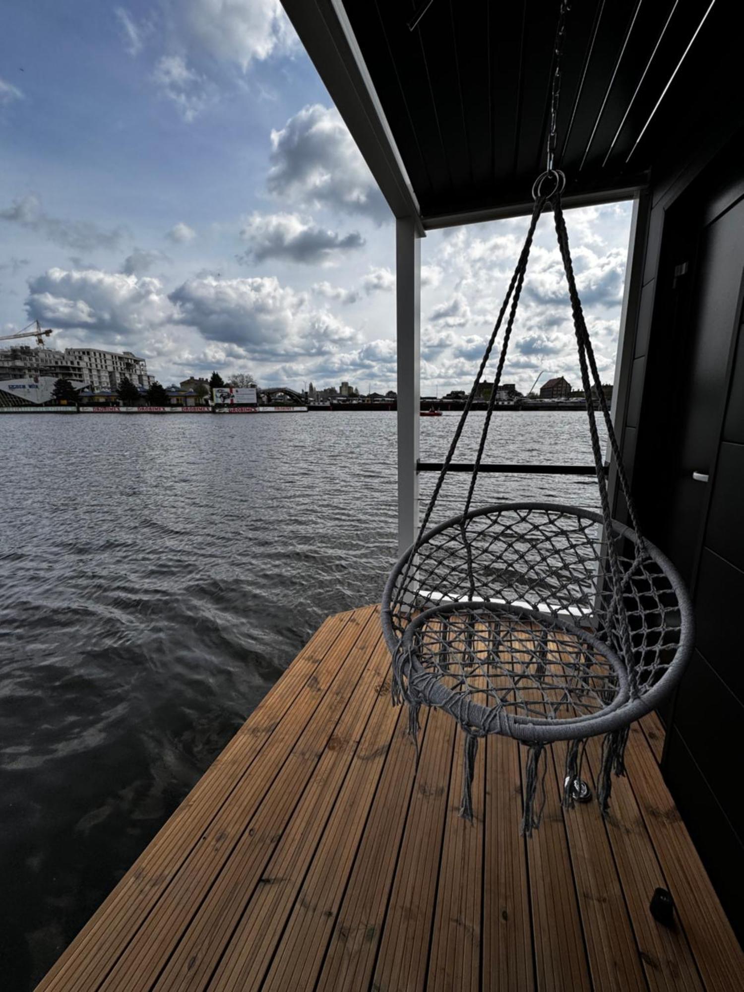 Houseboat Energyapart ชเตชชิน ภายนอก รูปภาพ
