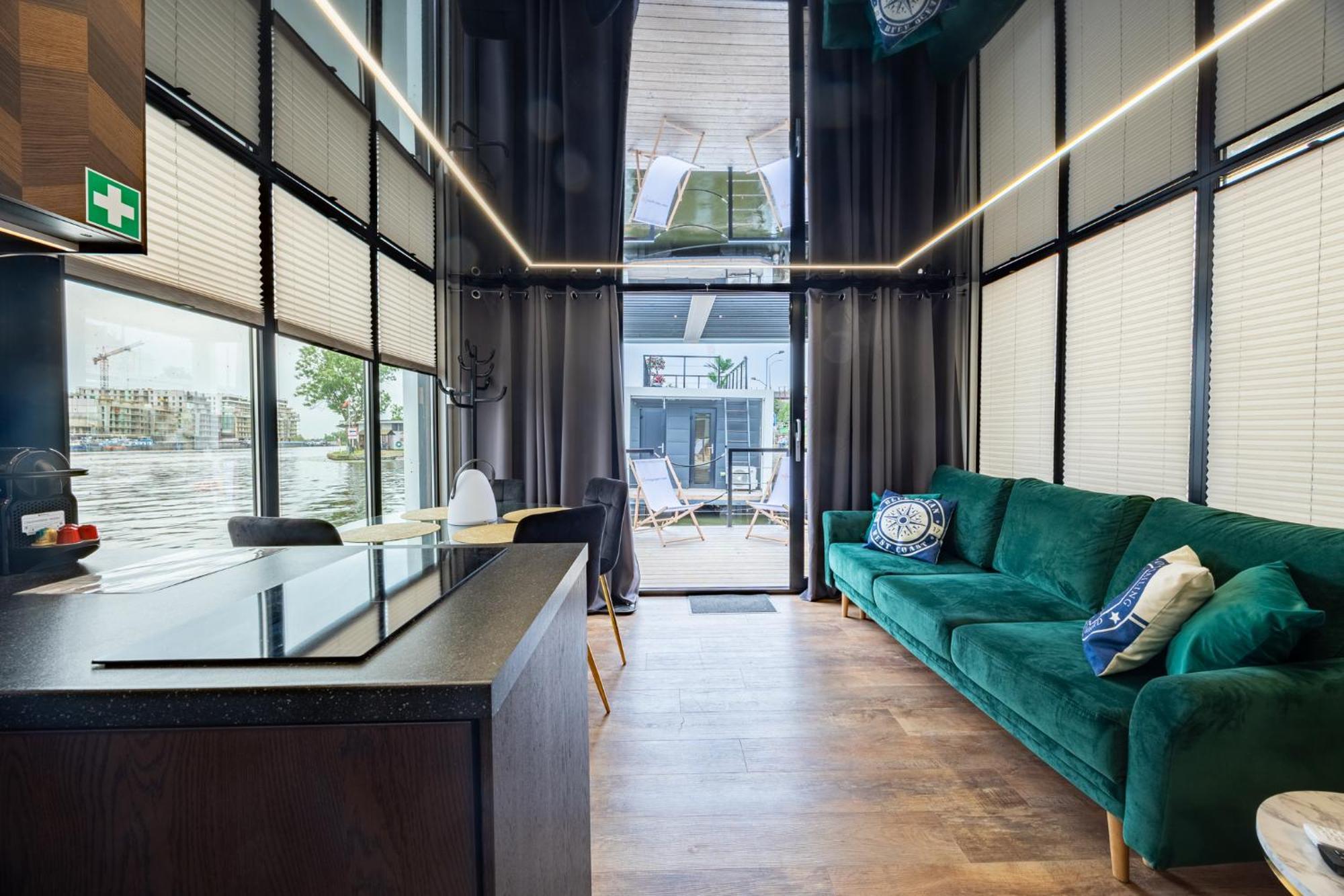 Houseboat Energyapart ชเตชชิน ภายนอก รูปภาพ