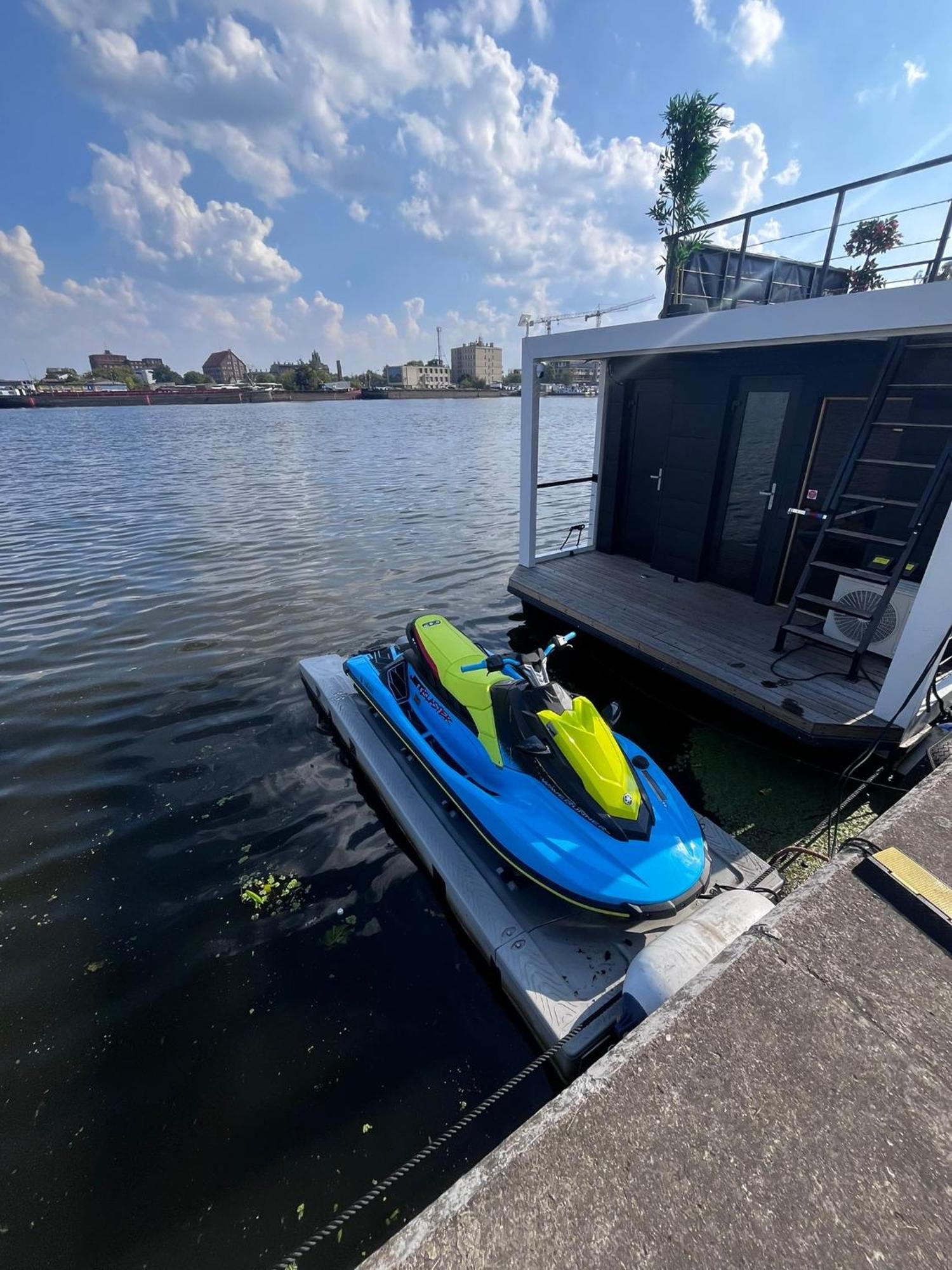 Houseboat Energyapart ชเตชชิน ภายนอก รูปภาพ